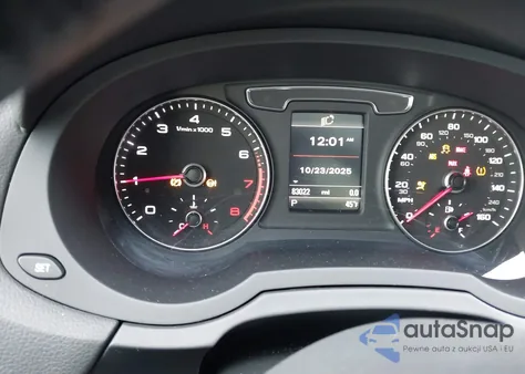 2018 Audi Q3 2.0T Premium/2.0T Sport Premium z USA, uszkodzony, nr VIN WA1JCCFS9JR026318